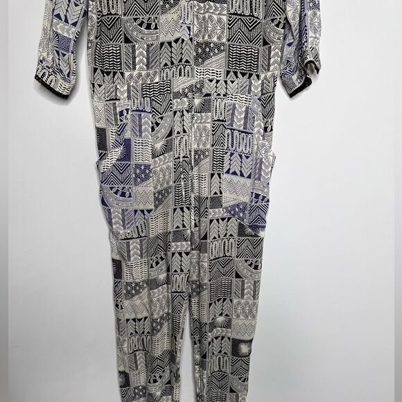 Kaitlyn Aztec Jumpsuit   - Picture 4 of 12